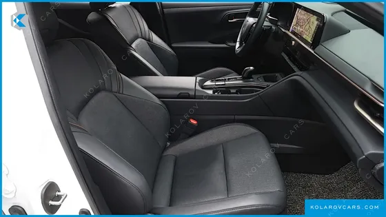 TOYOTA CROWN 2.4 4WD DUAL BOOST HYBRID