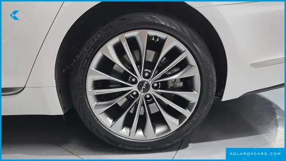 KIA K9 3.8 GDI AWD