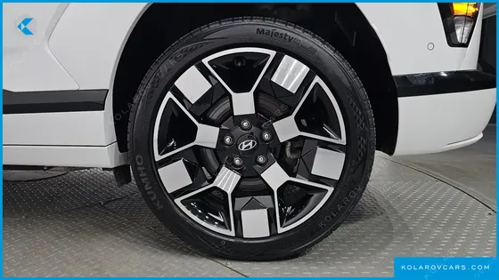 HYUNDAI KONA LONG RANGE
