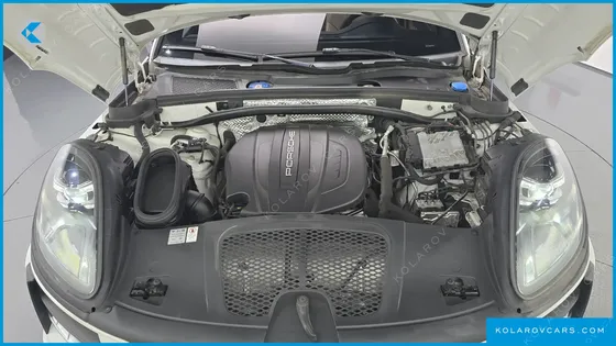 PORSCHE MACAN 2.0