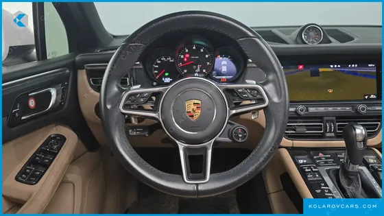 PORSCHE MACAN 2.0