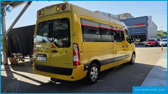 RENAULT KOREA MASTER SCHOOL BUS