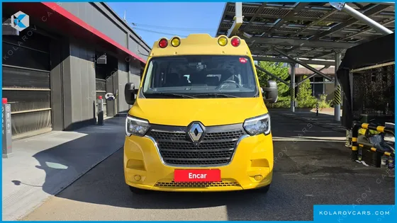 RENAULT KOREA MASTER SCHOOL BUS