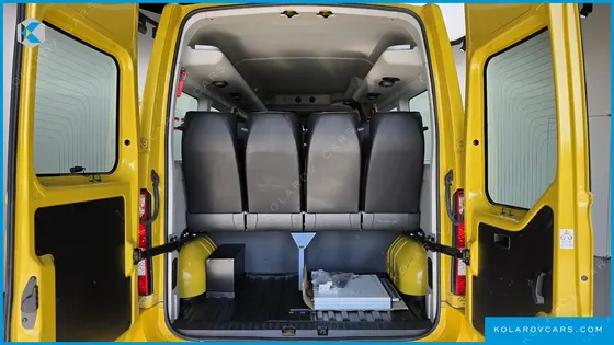 RENAULT KOREA MASTER SCHOOL BUS
