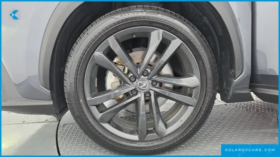 LEXUS NX PREMIUM