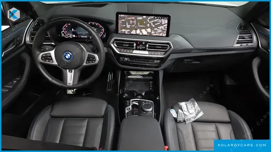 BMW IX3 M SPORTS