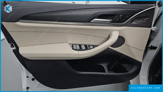 BMW IX3 M SPORTS