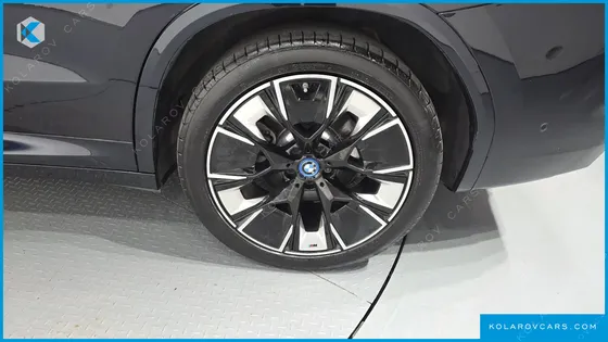 BMW IX3 M SPORTS