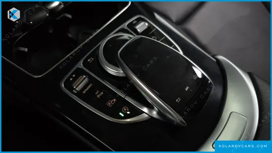 MERCEDES C-CLASS C200