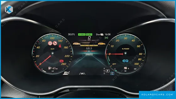 MERCEDES C-CLASS C300E 4MATIC AMG LINE