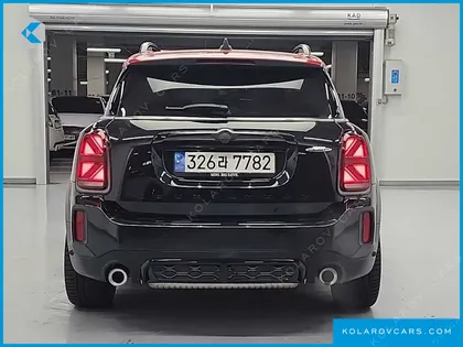MINI COUNTRYMAN JCW LAUNCH PACK