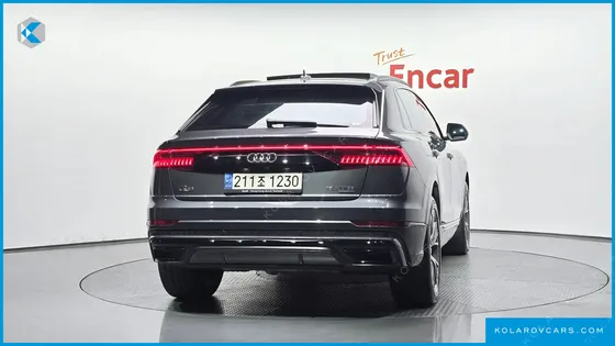 AUDI Q8 55 TFSI QUATTRO PREMIUM