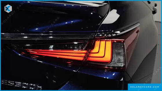 LEXUS ES EXECUTIVE
