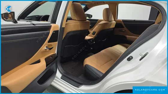 LEXUS ES EXECUTIVE
