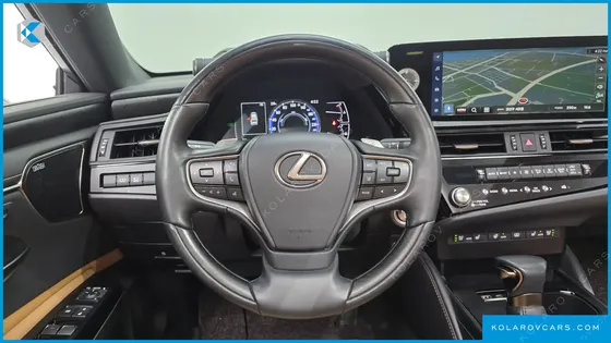 LEXUS ES EXECUTIVE