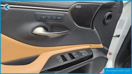 LEXUS ES EXECUTIVE