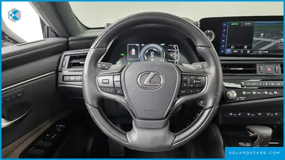 LEXUS ES LUXURY PLUS
