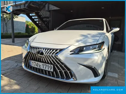 LEXUS ES EXECUTIVE
