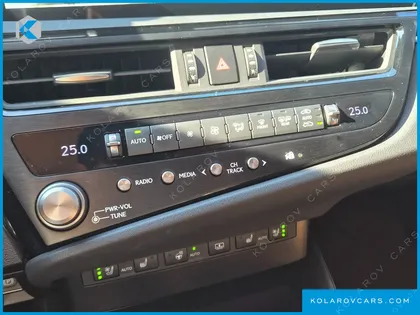 LEXUS ES EXECUTIVE