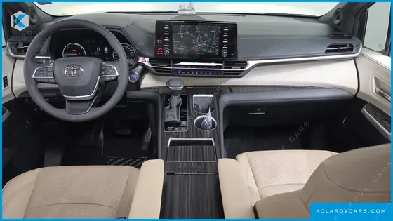 TOYOTA SIENNA 2.5 HYBRID AWD