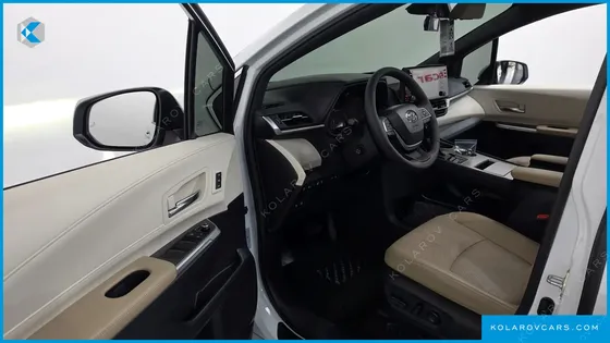 TOYOTA SIENNA 2.5 HYBRID AWD
