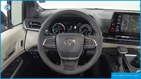 TOYOTA SIENNA 2.5 HYBRID AWD