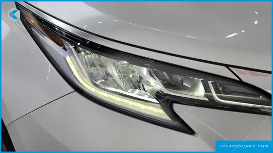 TOYOTA SIENNA 2.5 HYBRID AWD
