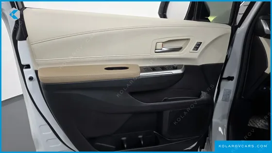 TOYOTA SIENNA 2.5 HYBRID AWD