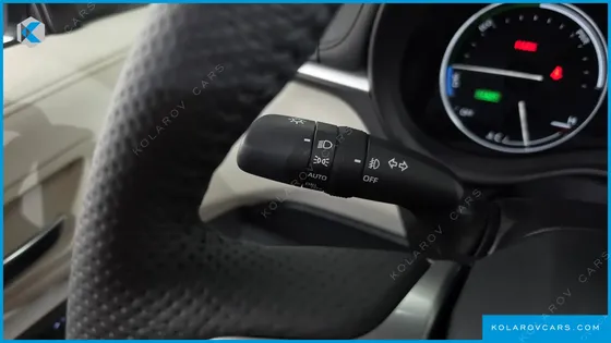 TOYOTA SIENNA 2.5 HYBRID AWD