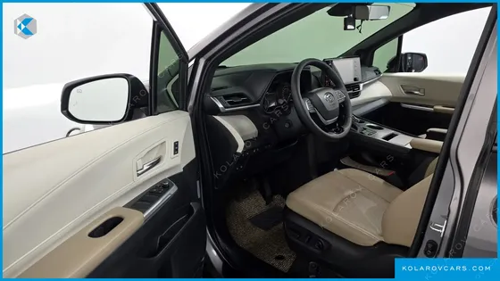 TOYOTA SIENNA 2.5 HYBRID 2WD