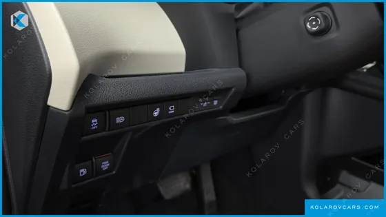 TOYOTA SIENNA 2.5 HYBRID 2WD