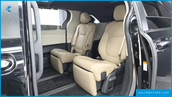TOYOTA SIENNA 2.5 HYBRID 2WD