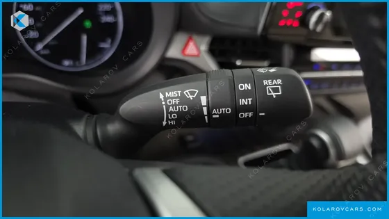 TOYOTA SIENNA 2.5 HYBRID 2WD