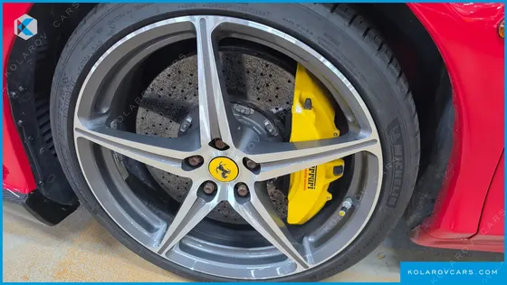 FERRARI 458 ITALIA