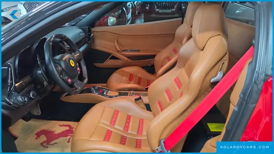 FERRARI 458 ITALIA