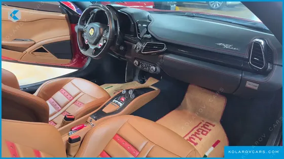 FERRARI 458 ITALIA
