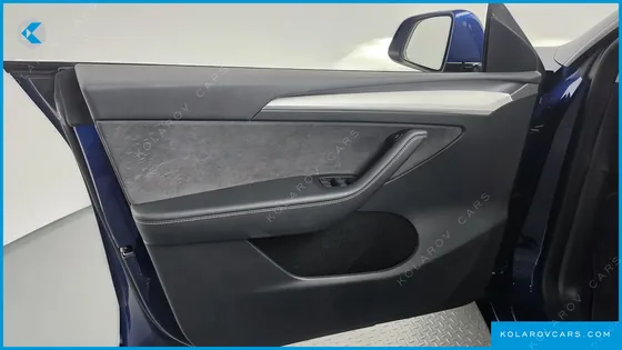 TESLA MODEL Y RWD