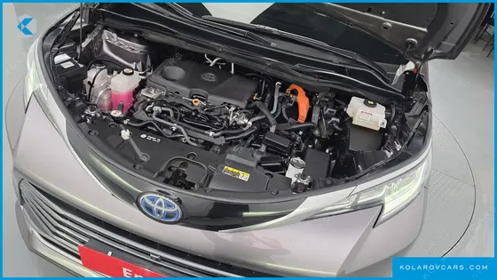 TOYOTA SIENNA 2.5 HYBRID AWD