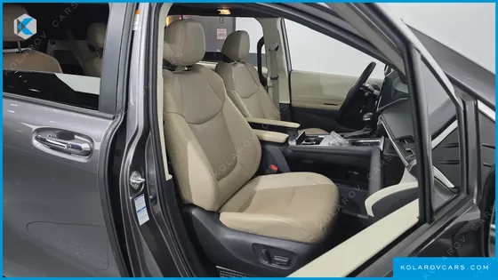 TOYOTA SIENNA 2.5 HYBRID AWD