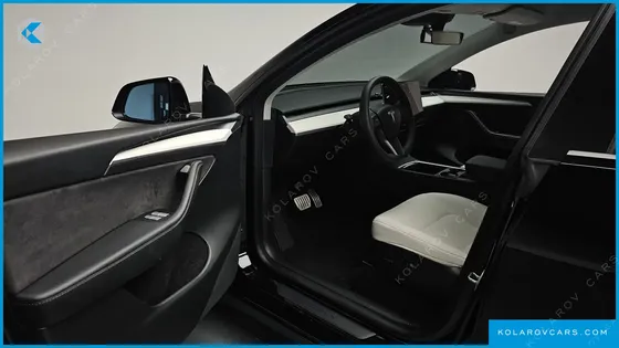 TESLA MODEL Y PERFORMANCE AWD