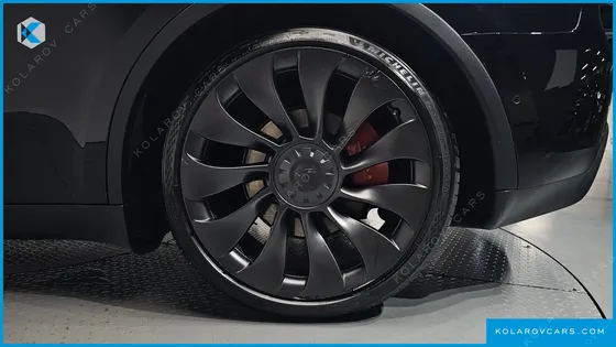 TESLA MODEL Y PERFORMANCE AWD