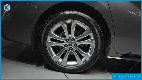 TOYOTA SIENNA 2.5 HYBRID 2WD