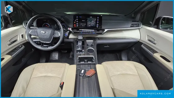 TOYOTA SIENNA 2.5 HYBRID 2WD