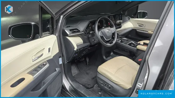 TOYOTA SIENNA 2.5 HYBRID 2WD