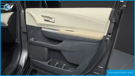 TOYOTA SIENNA 2.5 HYBRID 2WD