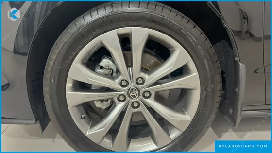 TOYOTA SIENNA 2.5 HYBRID 2WD