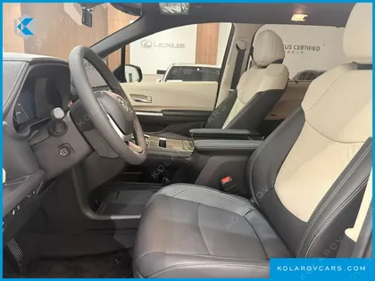 TOYOTA SIENNA 2.5 HYBRID 2WD