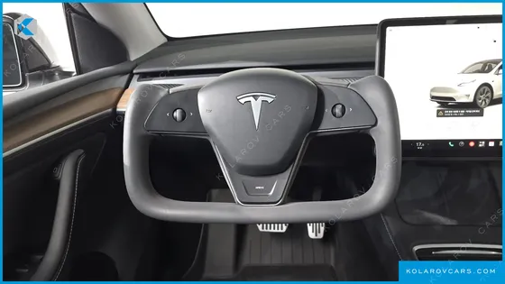 TESLA MODEL Y RWD