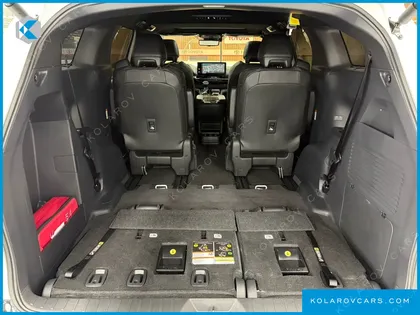 TOYOTA SIENNA 2.5 HYBRID AWD