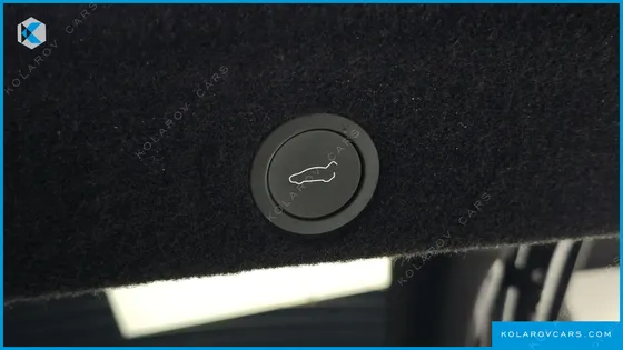 TESLA MODEL Y L LONG RANGE AWD